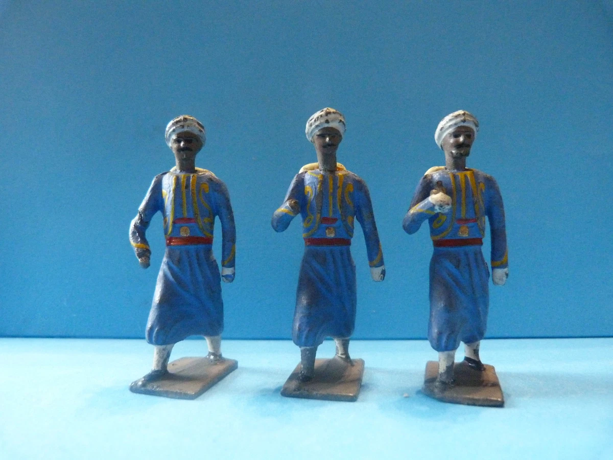 plat d'étain 30mm - Maquettes et Figurines