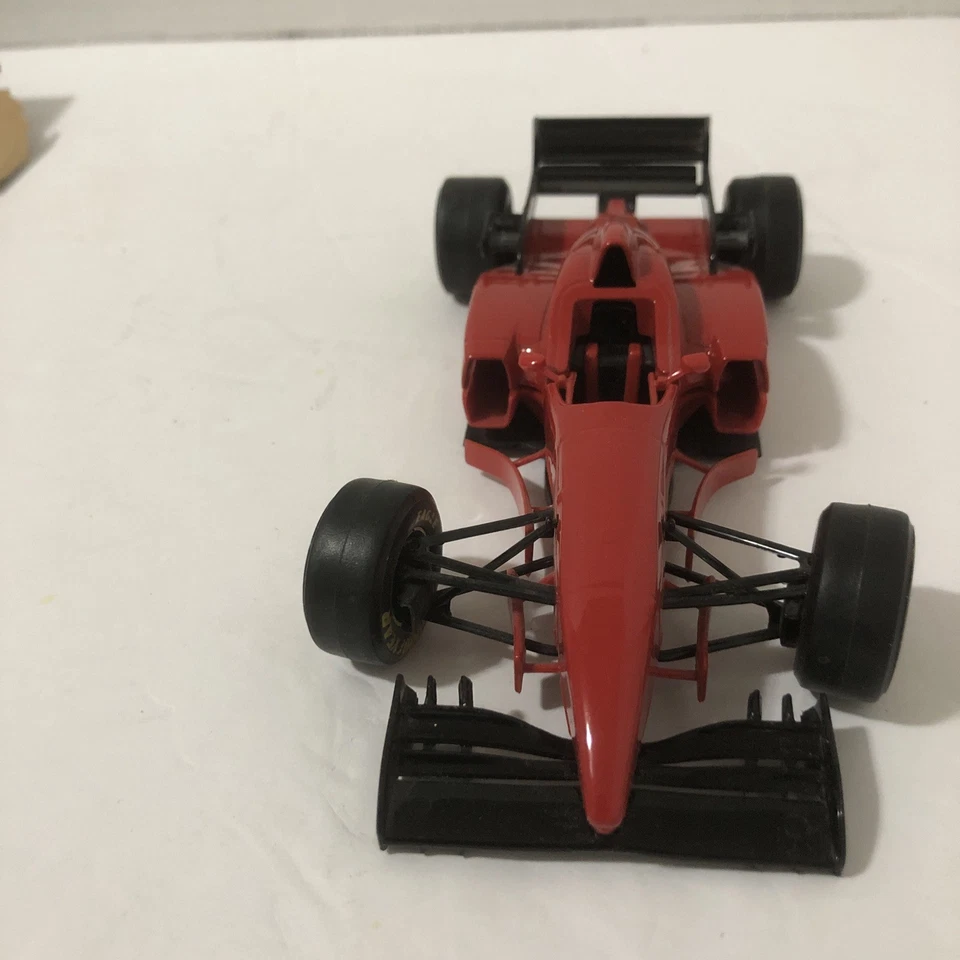 Burago 1:24 Ferrari F310 Indy/Fórmula 1 Coche Burago RARO Hecho en Italia Foto 4 de 4