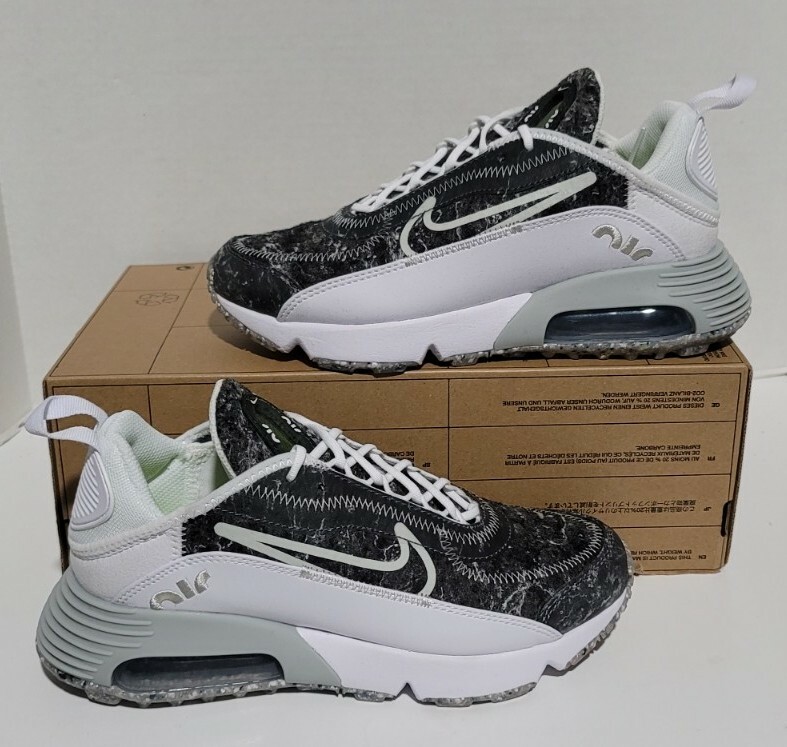 【NIKE】AIR MAX 2090 SE Nike Air Max 2090 SE White Grey Women's Sz 6 NEW DA9261-100