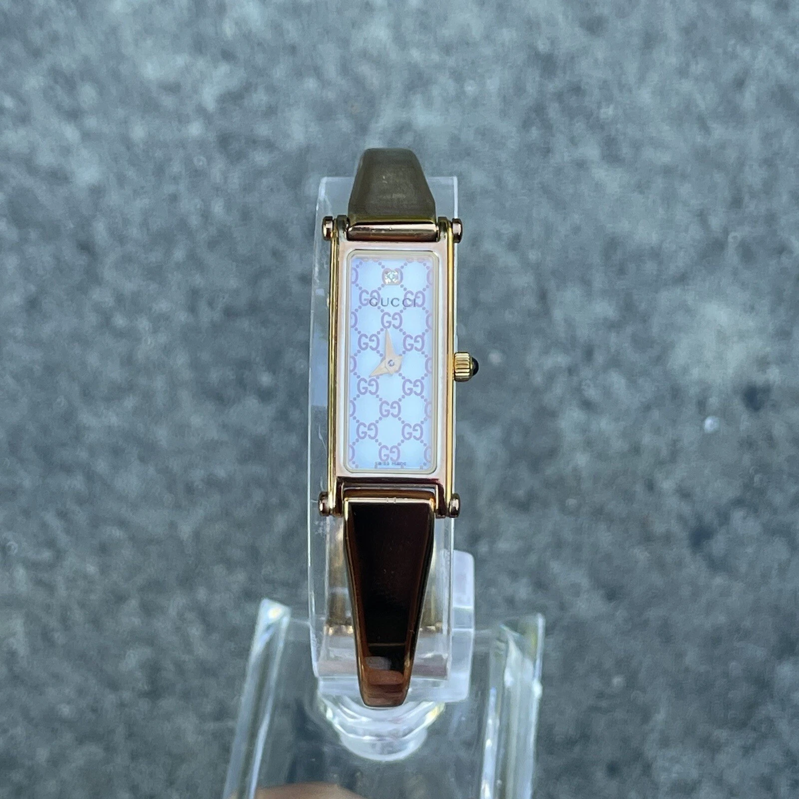 Montre authentique pour femme diamant Gucci or quartz rose monogramme