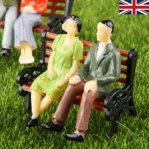 100pcs 11mm Model People Figure Sitting for Park Street Station Railway Layout - Afbeelding 1 van 10