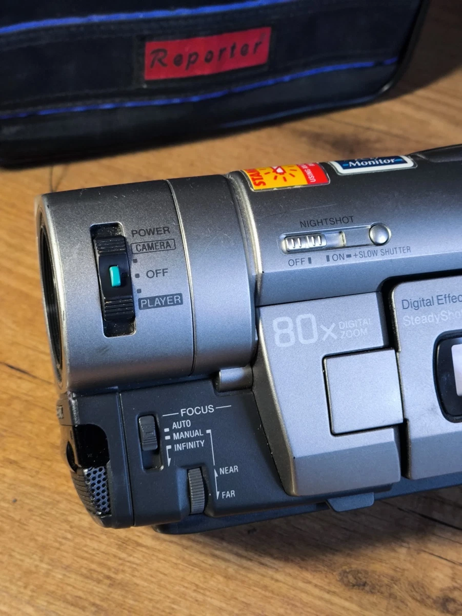 Sony CCD-TRV66E Hi8 Videocámara Handycam Versión con Pantalla LCD Video Camera