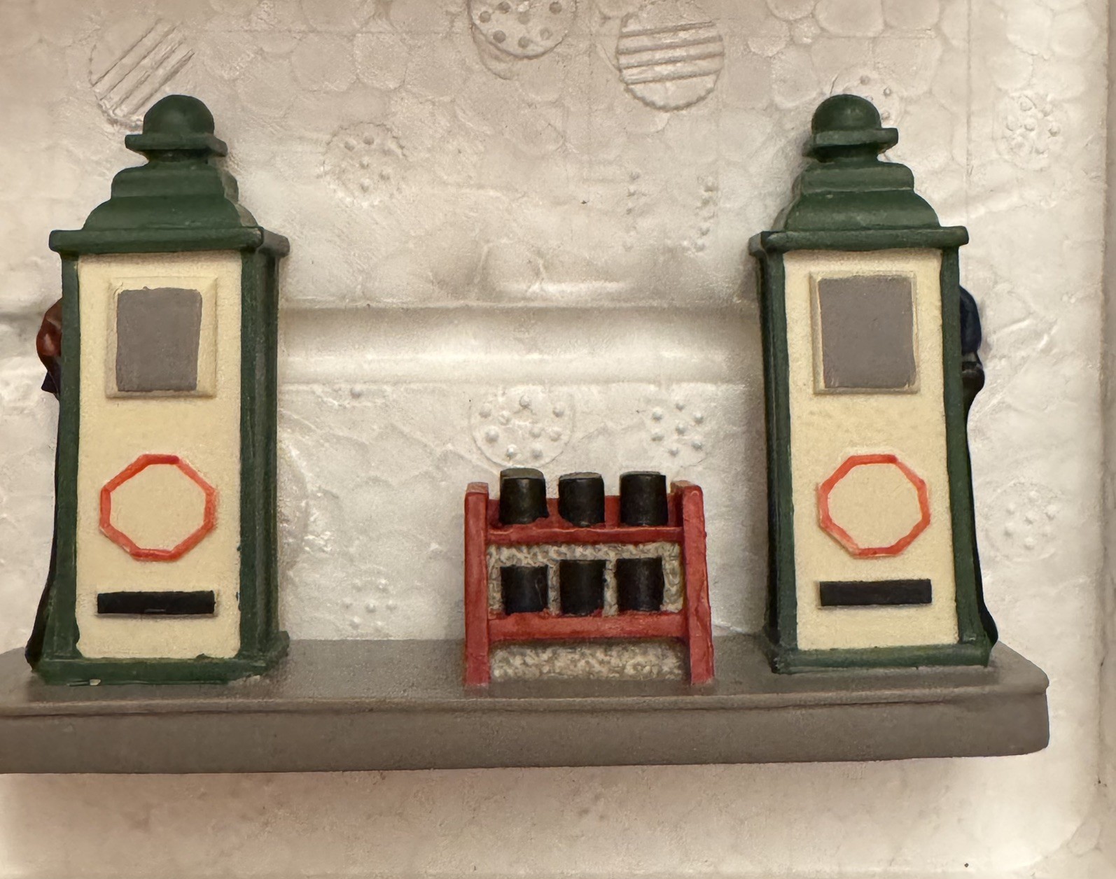 Hawthorne Village Squad Car & Gas Pumps Welcome To Mayberry  W/ Box #91352 EX