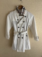Burberry trench coat size 10Y girls