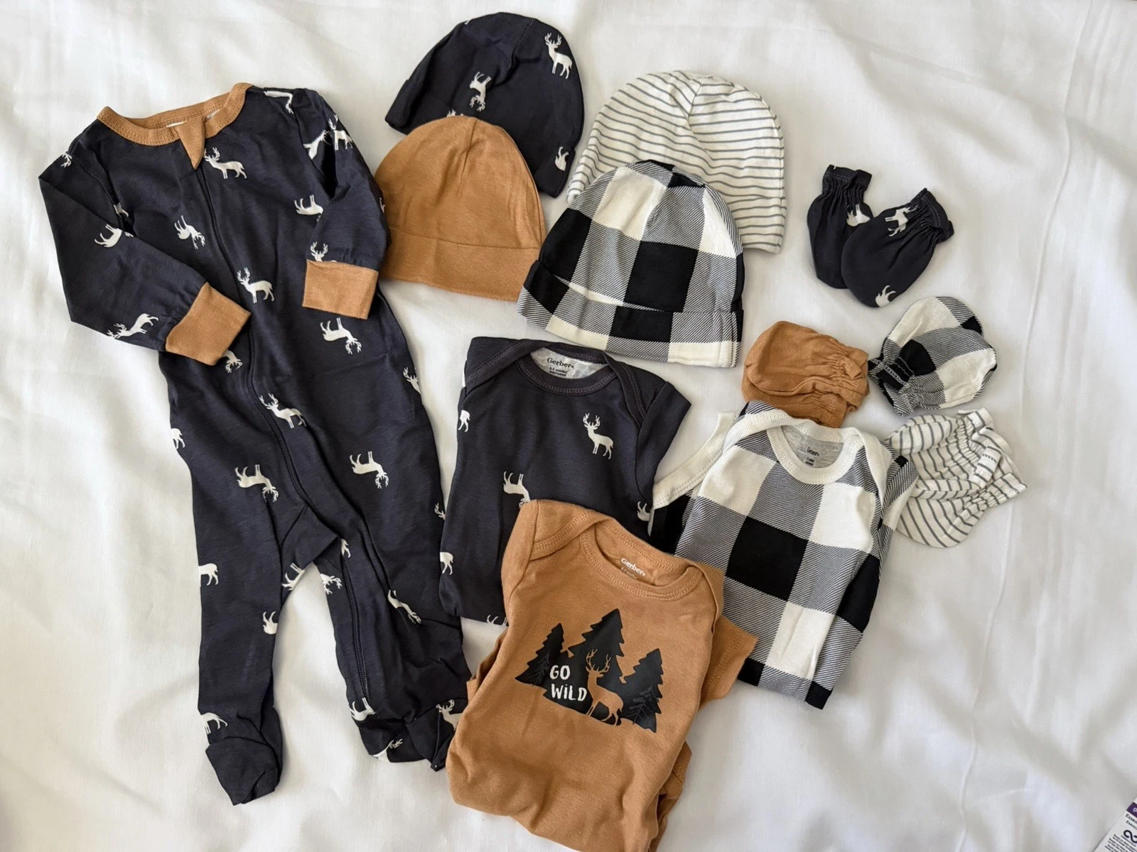 New Gerber 0-3m 12 Piece Layette Set Mittens Hats Onesies Sleeper Woodland