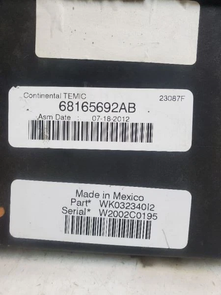 2013 DODGE DURANGO FUSE BOX 68165692AB — 第 3/4 张图片