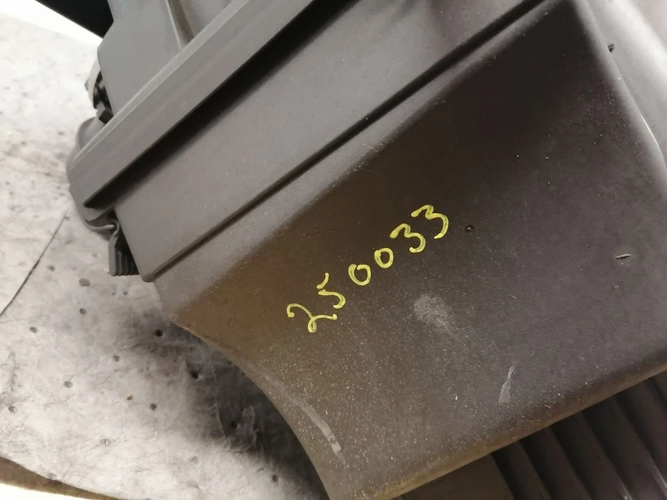 Purificador de aire convertible a través de 9/05 para 01-06 BMW 330i 1527531 Foto 4 de 4