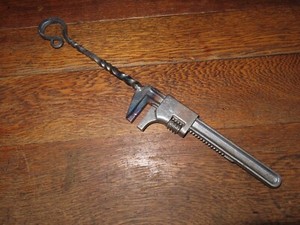 Blacksmith Twisting Wrench (Medium 16")