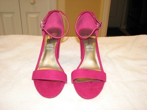 worthington womens beckwith block heeled sandals