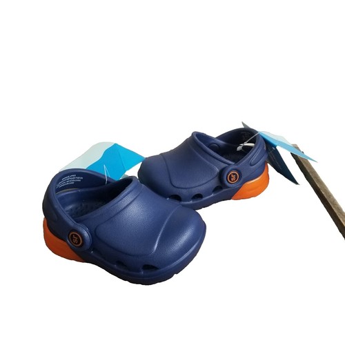 $260 SUICOKE Men display picture 1