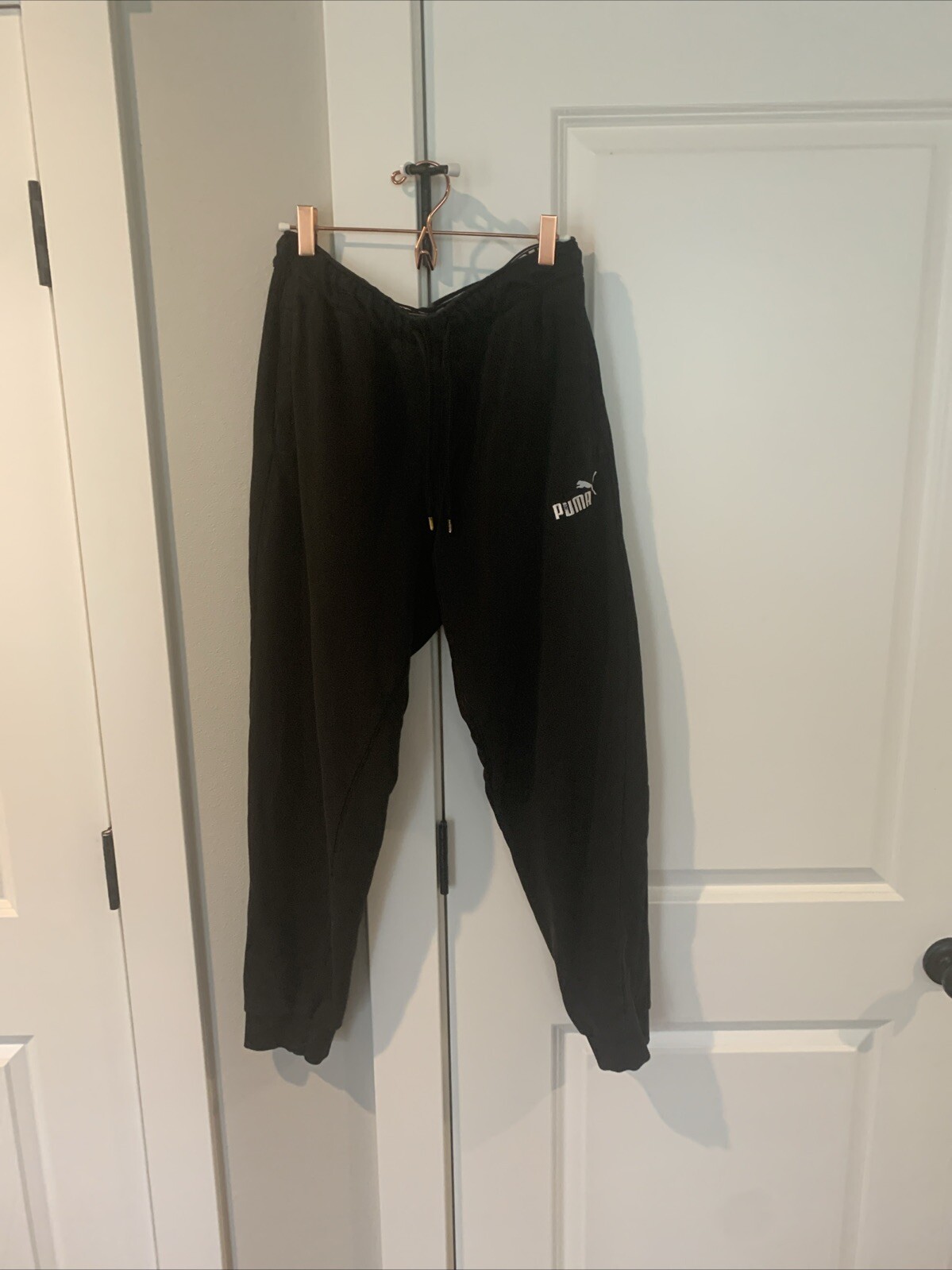 Puma Men's Essential+ Embroidery Logo Pant Fleece Pants