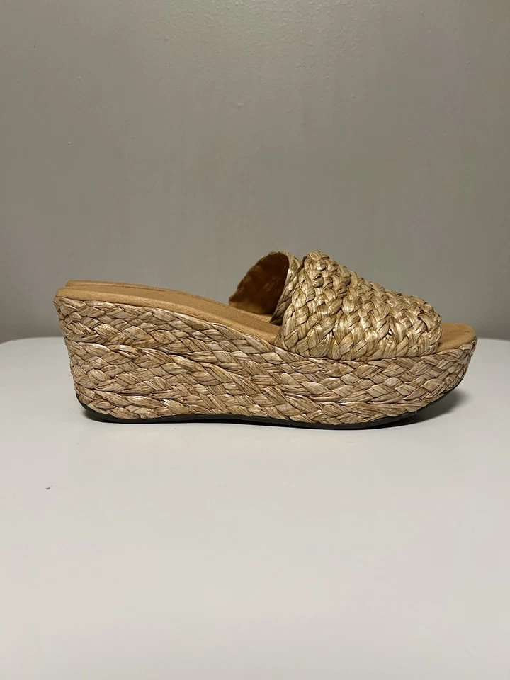 Chocolat Blu Yunis Raffia Wedge Heel Sandals US 9.5 Tan Slip On Shoes Boho - Image 4 of 4