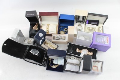 15 x Damen Quarzuhren mit Boxen inkl. Rotary Skagen etc UNGEPRÜFT - Restposten