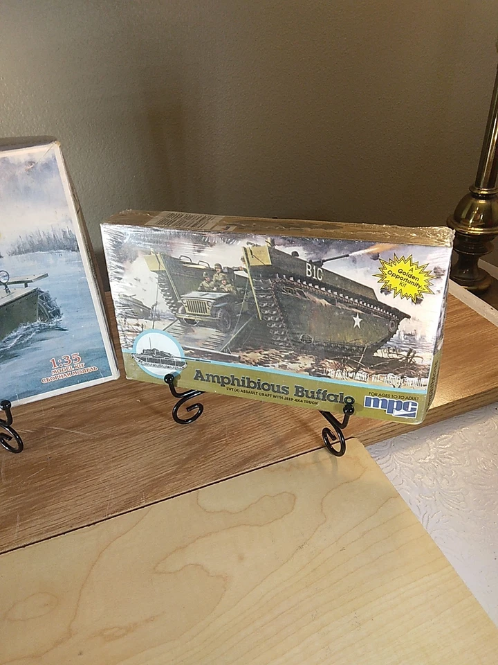 (2) mpc Amphibious Buffalo & (1) Aer Moldova Amphibian Tank T-38 Military Kits - Image 4 of 4