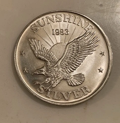 1983 Sunshine Mining 1 Fine Troy Ounce Silver Stunning Silver Eagle Round