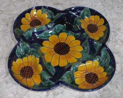 Nieves Signed Sunflower Serving Dish, Mexico, Lead Free, , 9.5 x 9.5'' x 1.5''