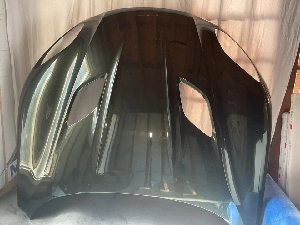 Capô dianteiro 2018-2021 Aston Martin DBS fabricante de equipamento original ky7316612ba - Imagem 2 de 4