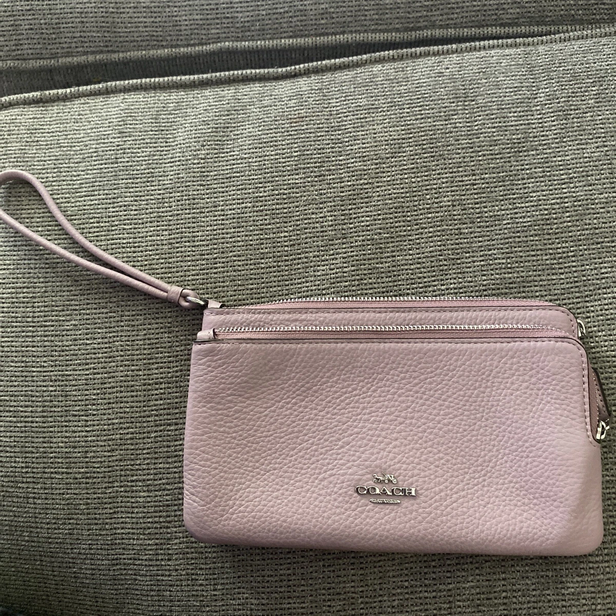 COACH Double Zip Wallet In Pebble Leather in Pink