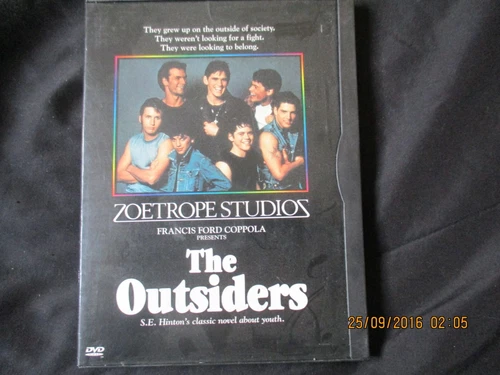 the outsiders widescreen dvd patrick swayze ralph macchio matt dillon rob lowe