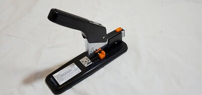 Amazon Basics Effortless Heavy Duty Stapler