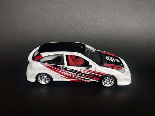 maisto ford focus