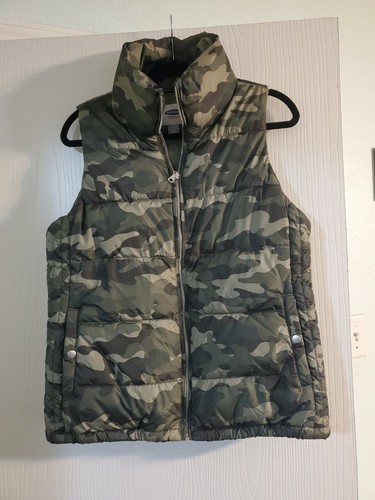 Old Navy Camo Puffer Vest Jacket Size 