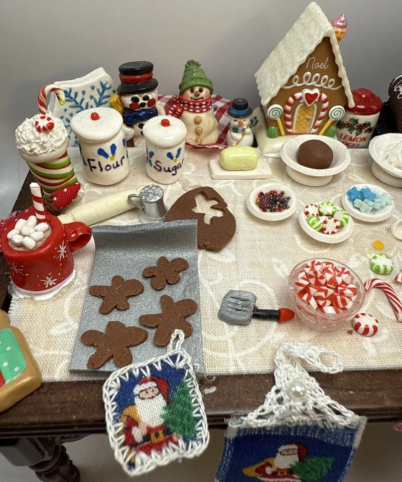Artisan Made Christmas Holiday Baking Table Dollhouse Miniature 1:12 - Image 4 of 4