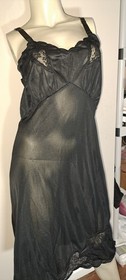 Vtg Black Nylon Full Slip Cute Black Lace Heart Cut Out 36