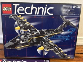 1996 LEGO Technic set 8425 Black Falcon/Hawk with box inserts 100% Complete