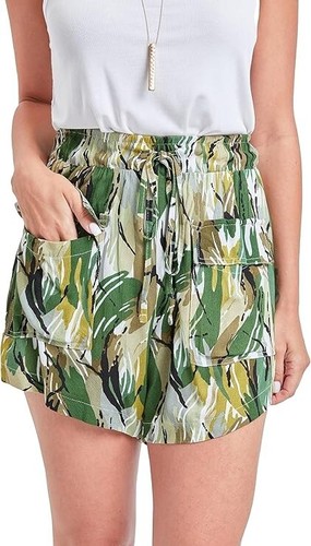 Royalty For Me Women's Pull-on Shaped Hem Shorts - Flap Patch Pockets - Medium