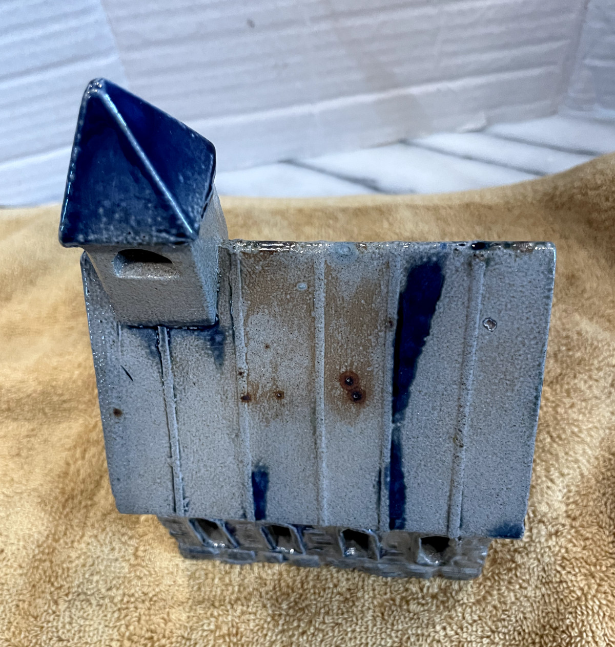 Lighted  Rowe Pottery Cornerstone Village Glen Valley School  1999  rare