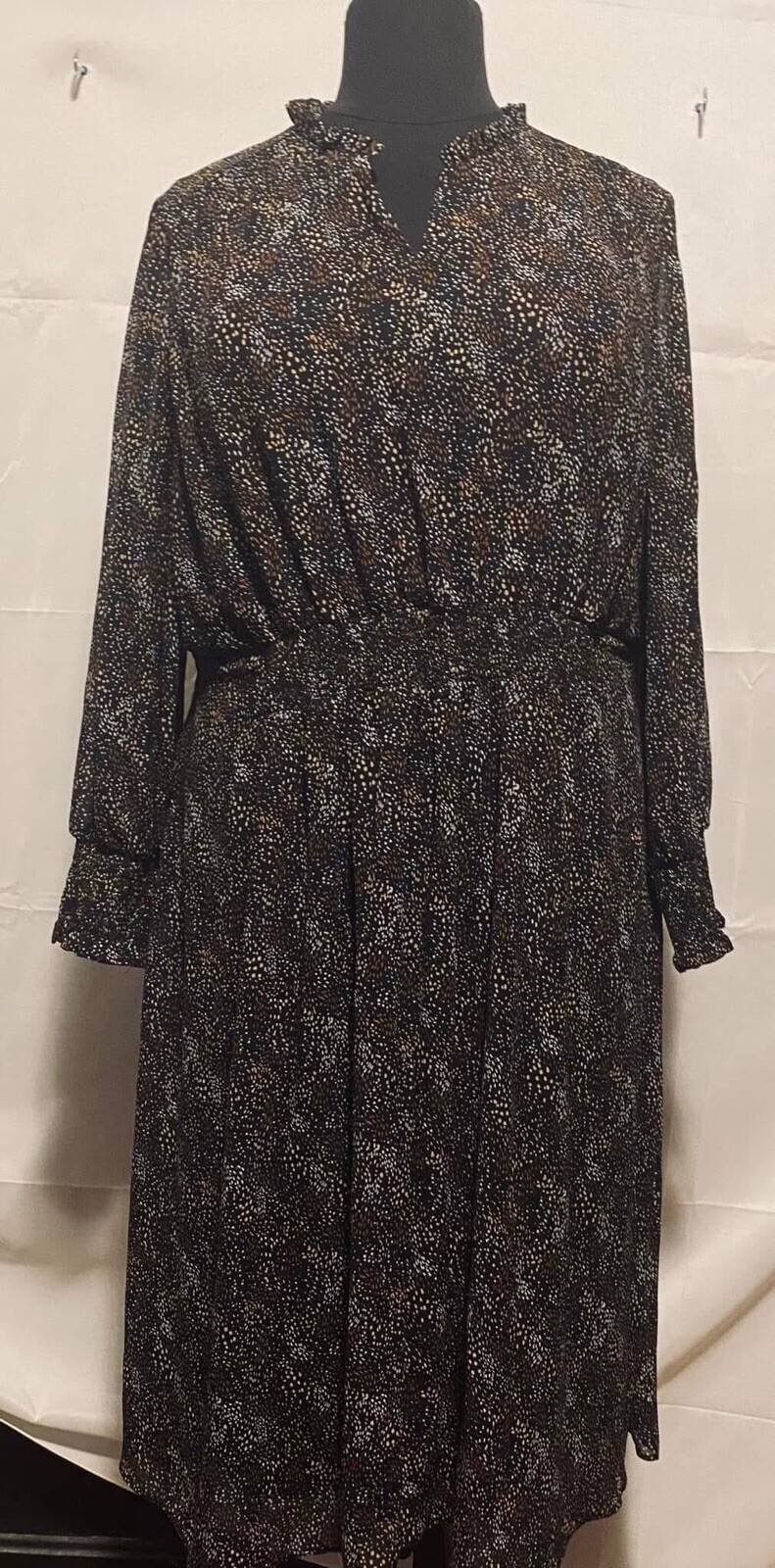 CJ Banks Women’s Size 3X Black Dress With Geometric Polka Dot Pattern