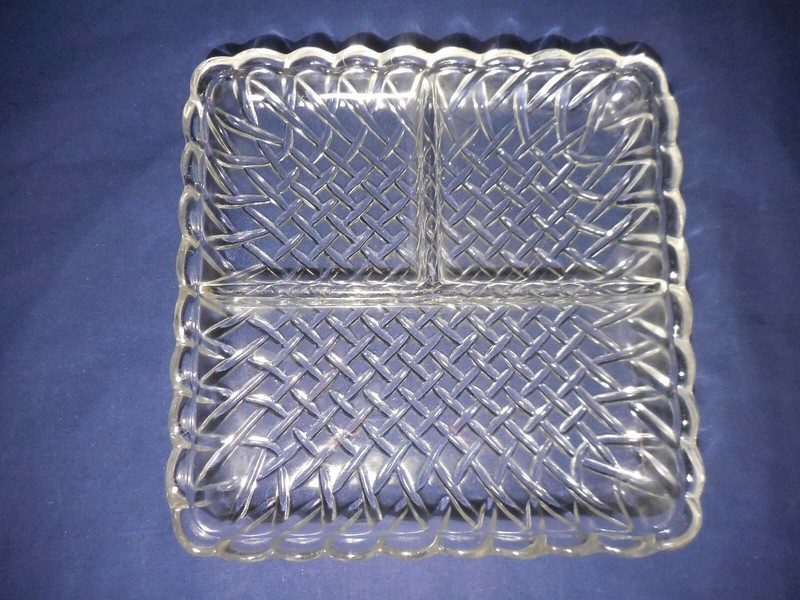Indiana Glass Pretzel Clear 3 Part relish Square Glass Dish 7 1/4"