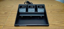 TESTED! KENWOOD TWO 2 WAY RADIO 6 BANK PORT CHARGER KMB-28 WITH 3-KSC-35S NICE!