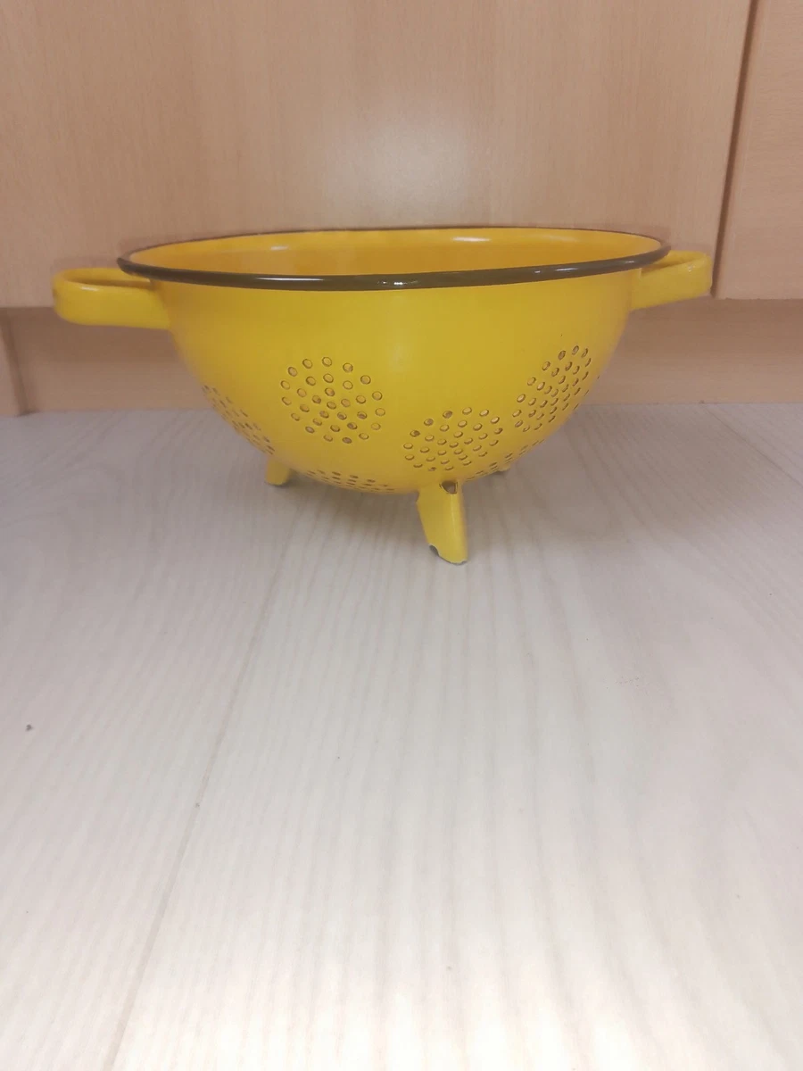 Ensemble de 3 passoires en cuivre, passoires vintage avec Ensemble de 3 passoires en cuivre, passoires vintage avec
