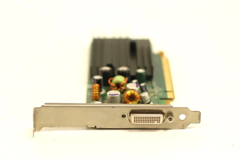 Dell NVIDIA Quadro NVS 285 128MB DDR PCIe x16 Graphics Card Dell P/N: 0DH261 - Image 3 of 4