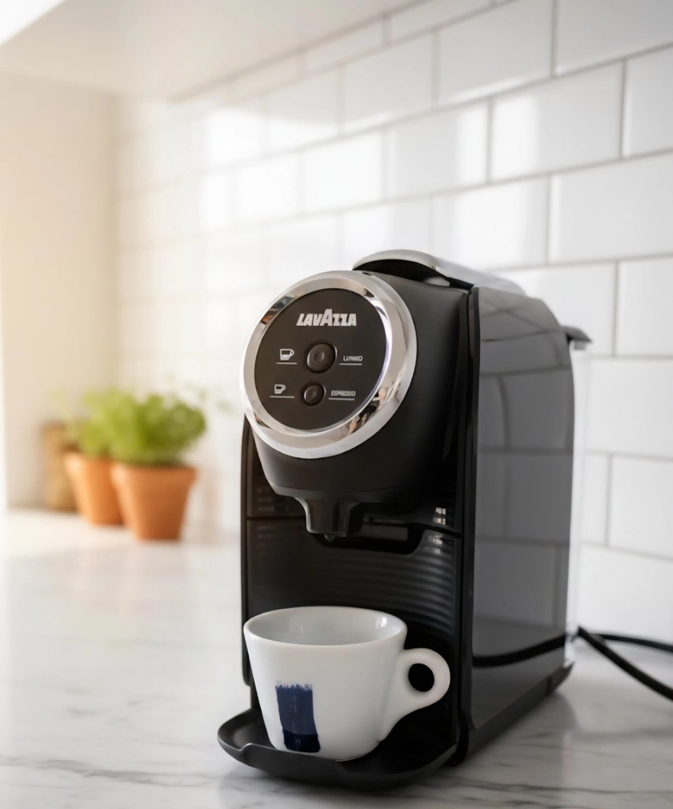Lavazza Classy Mini Capsule Coffee Machine blue Water Tank & Drip Tray