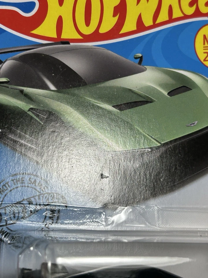 Hot Wheels New For 2019 HW Exotics Aston Martin Vulcan 3/10 HTF - Image 4 of 4