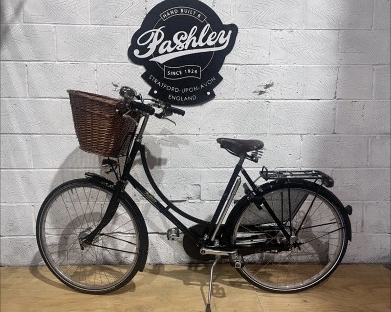 Pashley Princess Sovereign push Bike 50cm- Ex Factory Demo black