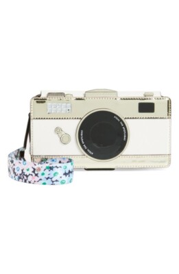 Kate Spade NY 256649 Camera iPhone X/XS leather folio case with daisy strap