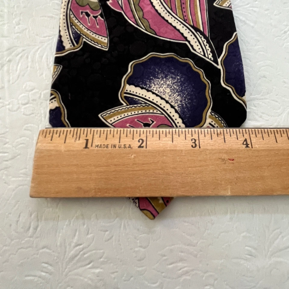 Albert Nipon Men's Silk Neck Tie Black Pink Color Abstract 58L 4W Made in USA - Изображение 3 из 4