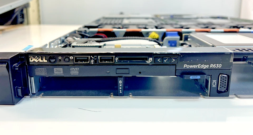 Dell PowerEdge R630 1U Rack Server 2x Xeon E5-2623 v4 @ 2.60 GHz 32 GB - Tested - Image 2 of 4