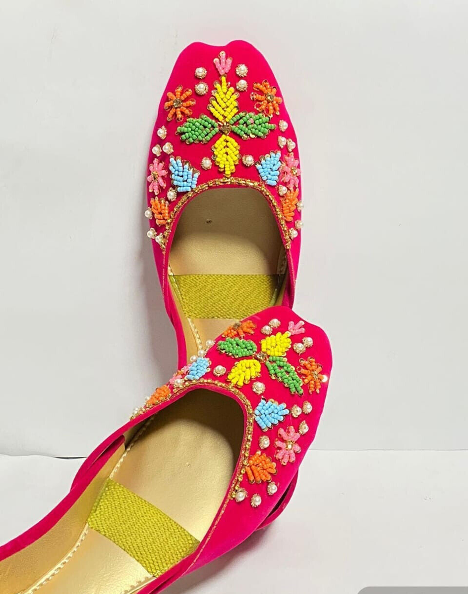 Unique Women's Khussa Shoes Jutti-Beautifully Designed Indian Ladies Khussa  Shoe