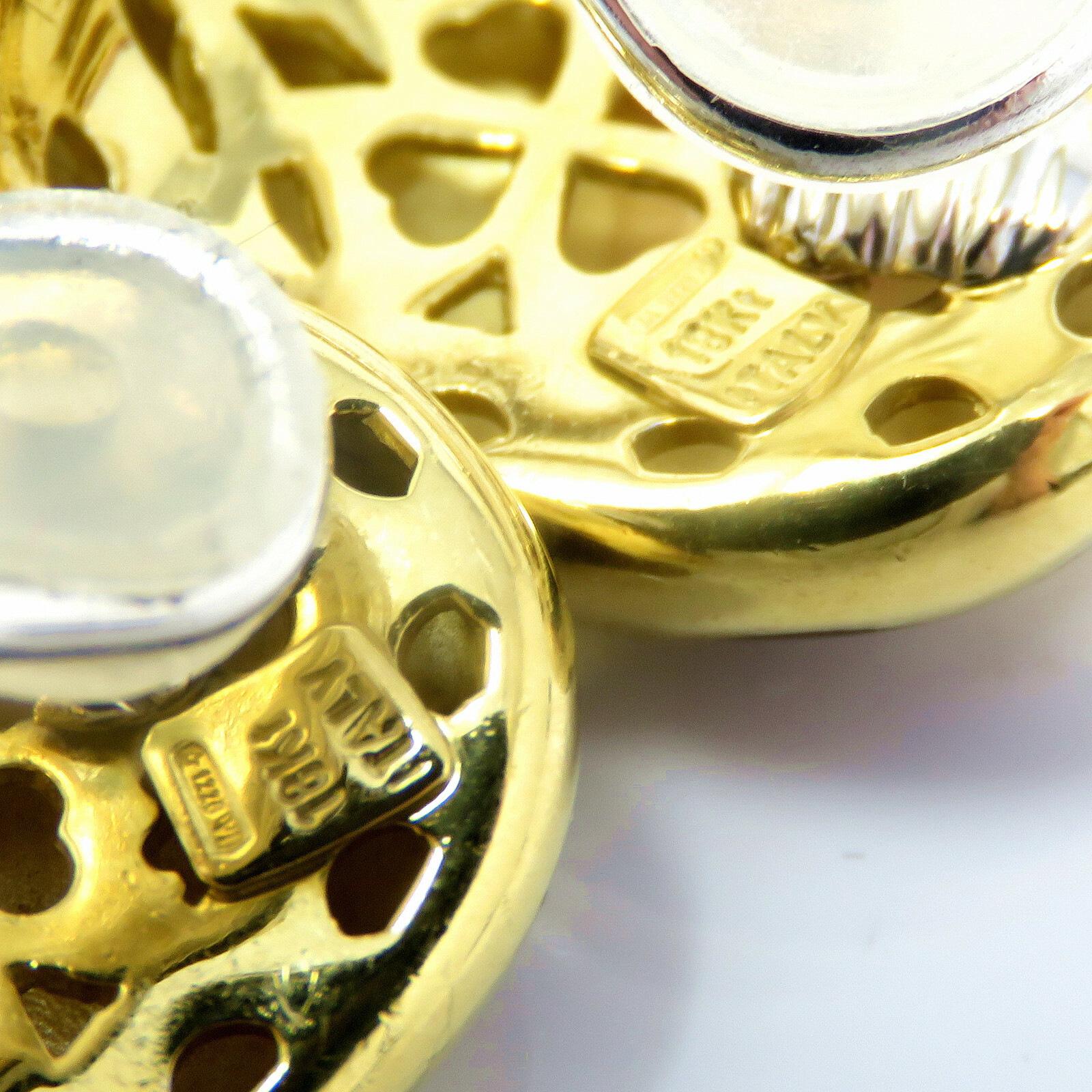 Eogbert Coin NYJEWEL Roberto Coin Giraffe 18K Yellow Gold Enamel Huggie Clip On ...