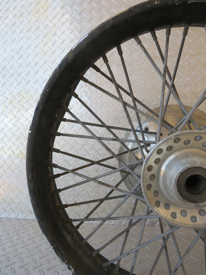 Honda VT750DC 2005 05 VT 750DC 750 Shadow Spirit llanta delantera Foto 4 de 4