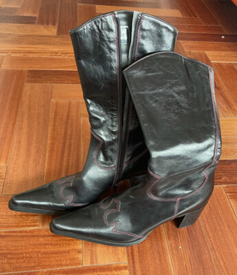 Boots (NEW/Never Worn) - MADE in ITALY! A BOOT WITH NO NAME! Men main image 4