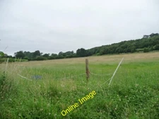 Photo 6x4 Field bounded by hedges Thorner North of Carr Lane. c2012