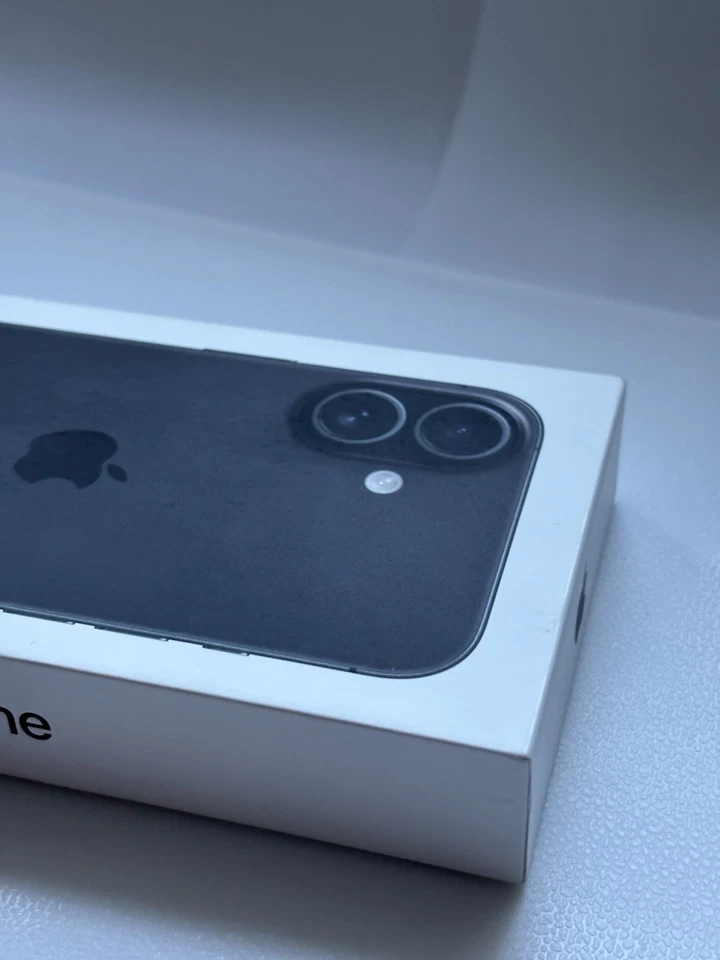 Apple iPhone 16 - Unlocked - Black - 128GB - Brand New In Box One Year Warranty - Image 2 of 4