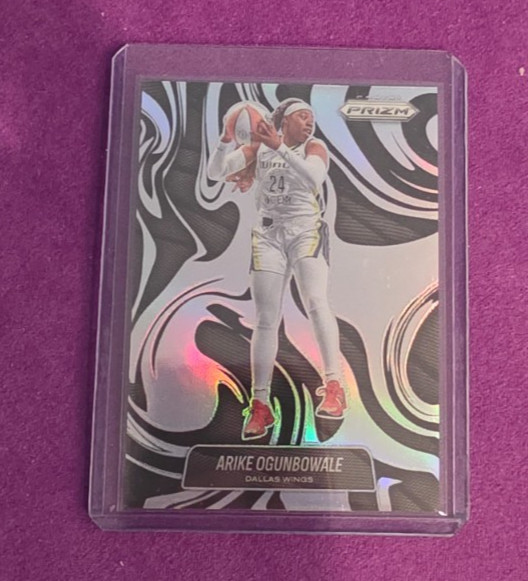 2025 Prizm WNBA Arike Ogunbowale Abstract Ultra-Rare SSP Dallas Wings Card #4
