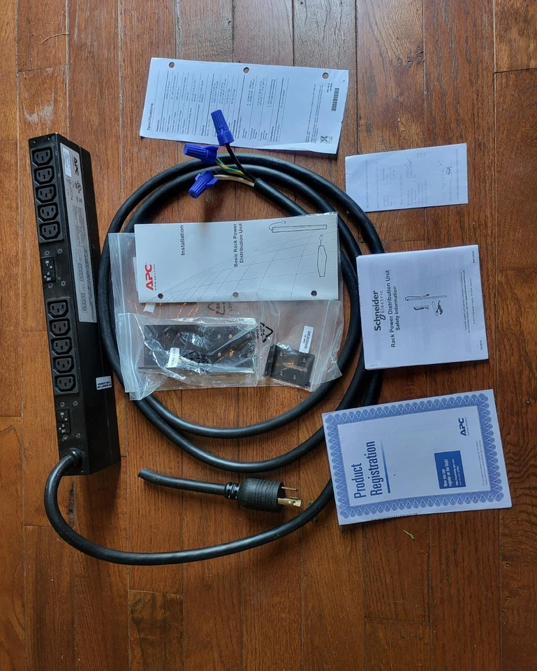 APC AP9571A PDU Basic 200-230V 30A 10-C13 Outlets 1U Rackmount PowerDistribution - Image 2 of 4